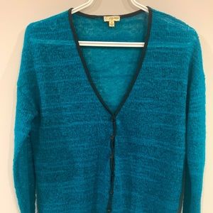 Tight knit, button down cardigan 💎